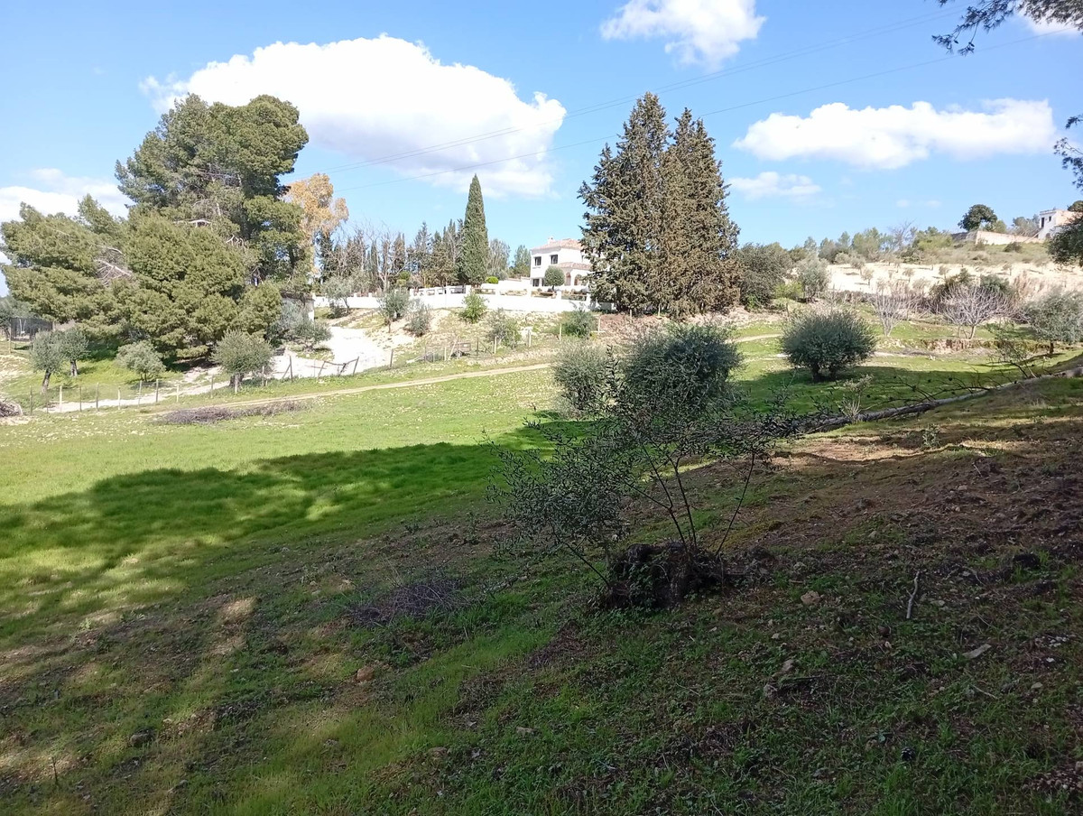 Se vende Finca - Cortijo de 3 dormitorios en Costa Del Sol, Málaga, España