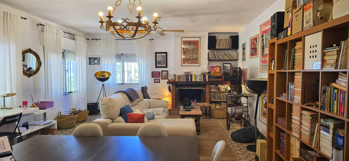 Se vende Finca - Cortijo de 3 dormitorios en Costa Del Sol, Málaga, España
