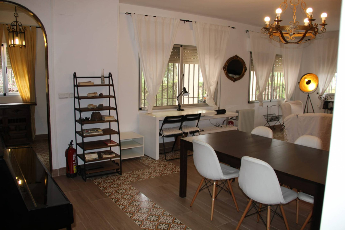 Se vende Finca - Cortijo de 3 dormitorios en Costa Del Sol, Málaga, España