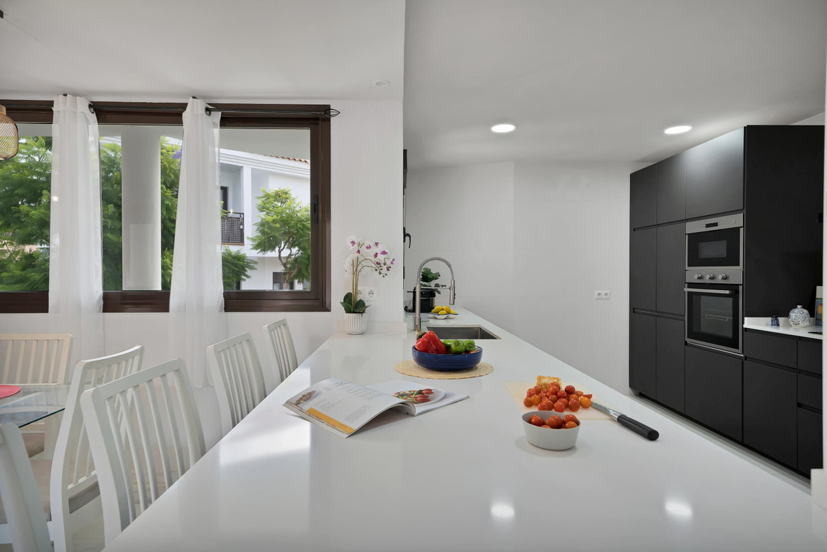 3 Bed Townhouse for sale in Torrenueva Costa Del Sol, Málaga, Spain