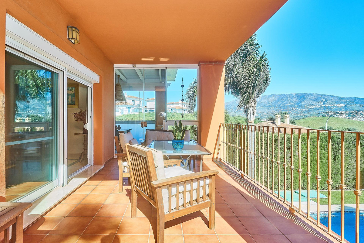 3 Bed Townhouse for sale in Mijas Costa Del Sol, Málaga, Spain