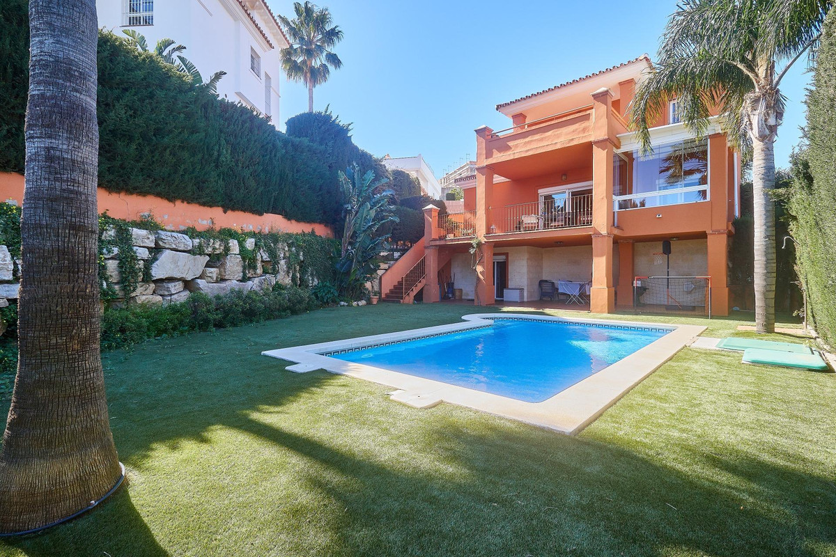 3 Bed Townhouse for sale in Mijas Costa Del Sol, Málaga, Spain