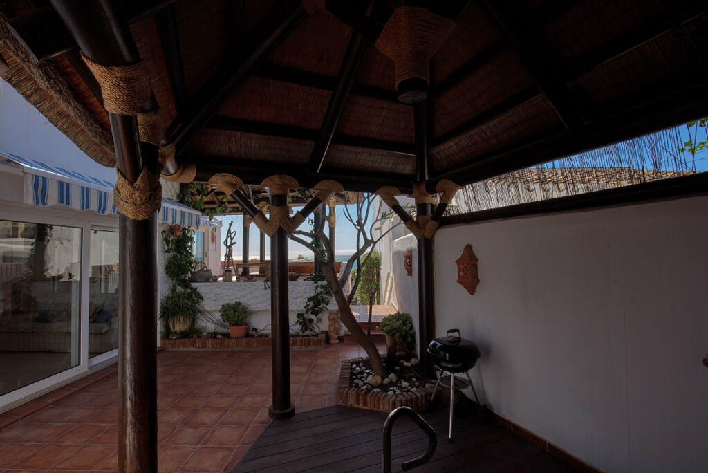 3 Bed Townhouse for sale in Estepona Costa Del Sol, Málaga, Spain