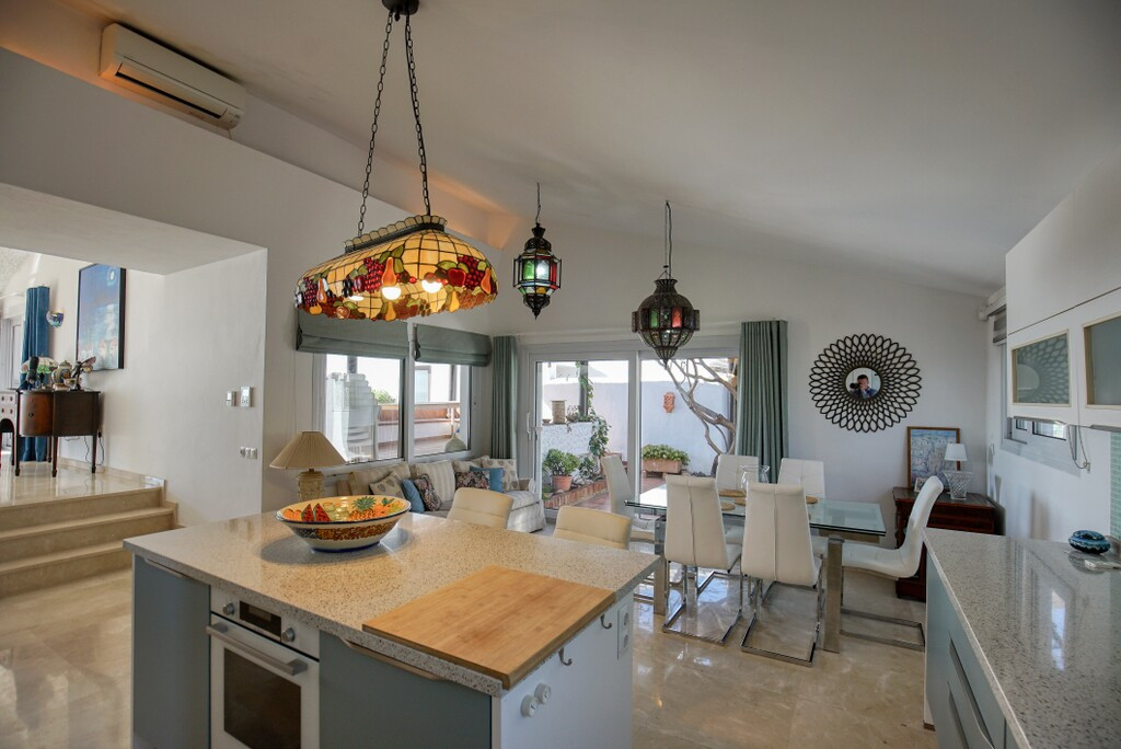 3 Bed Townhouse for sale in Estepona Costa Del Sol, Málaga, Spain