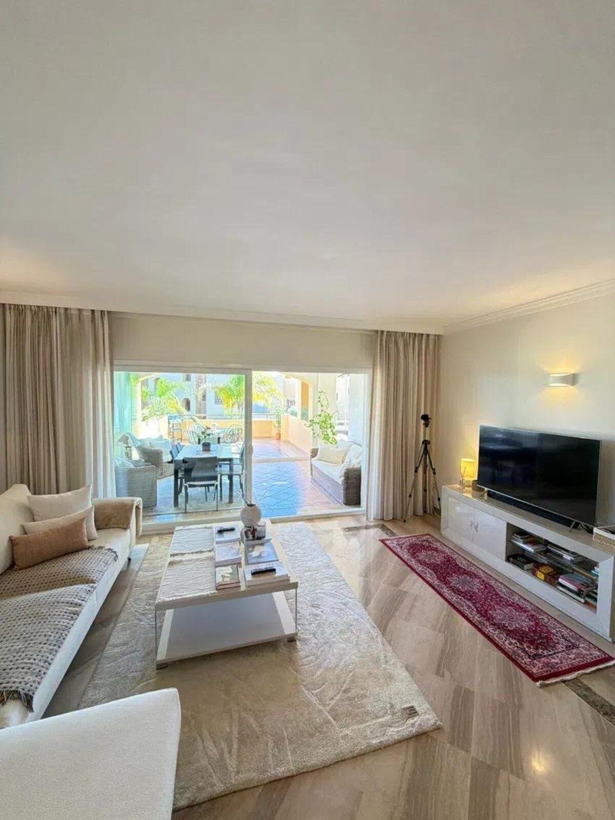 2 Bed Apartment for sale in Elviria Costa Del Sol, Málaga, Spain