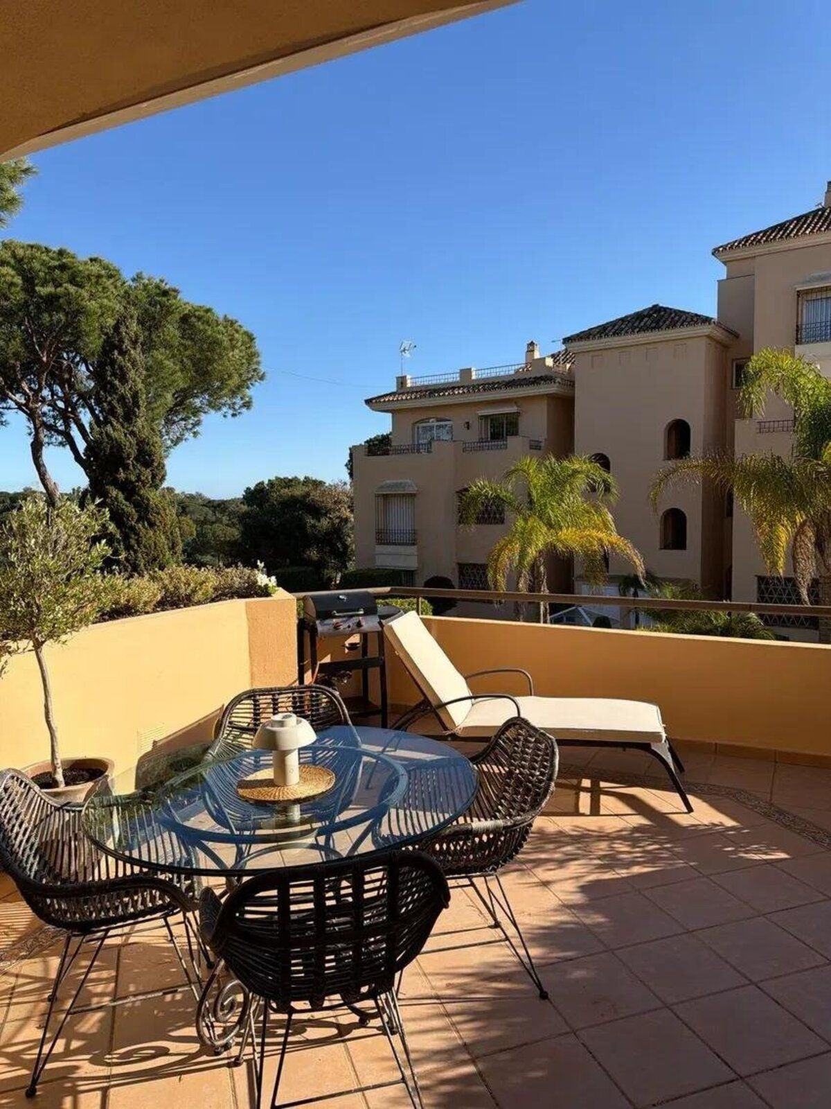 2 Bed Apartment for sale in Elviria Costa Del Sol, Málaga, Spain