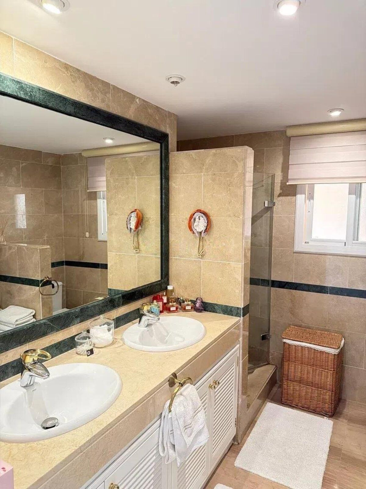 2 Bed Apartment for sale in Elviria Costa Del Sol, Málaga, Spain