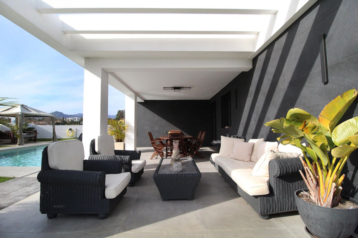 3 Bed Townhouse for sale in San Pedro De Alcántara Costa Del Sol, Málaga, Spain