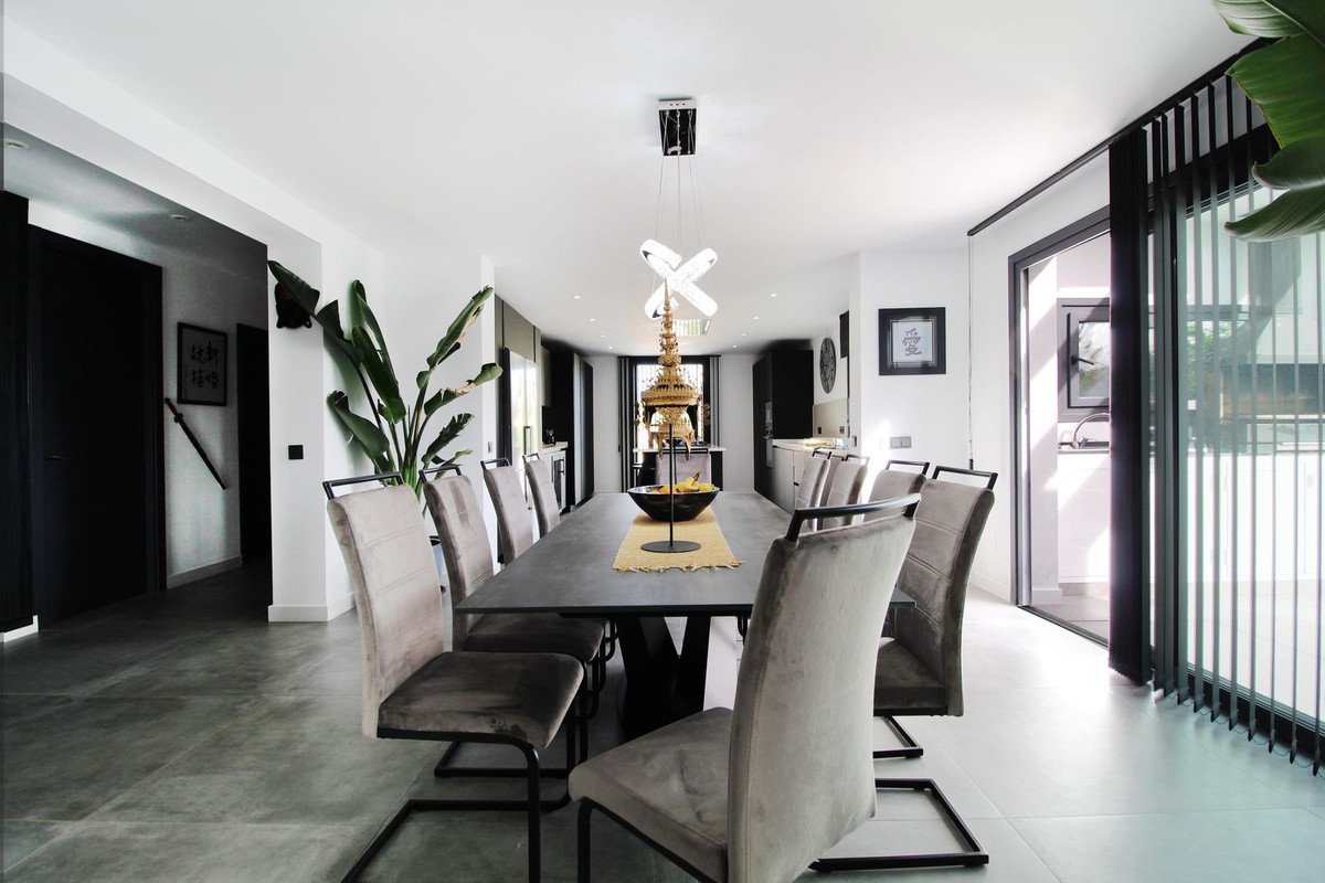 3 Bed Townhouse for sale in San Pedro De Alcántara Costa Del Sol, Málaga, Spain