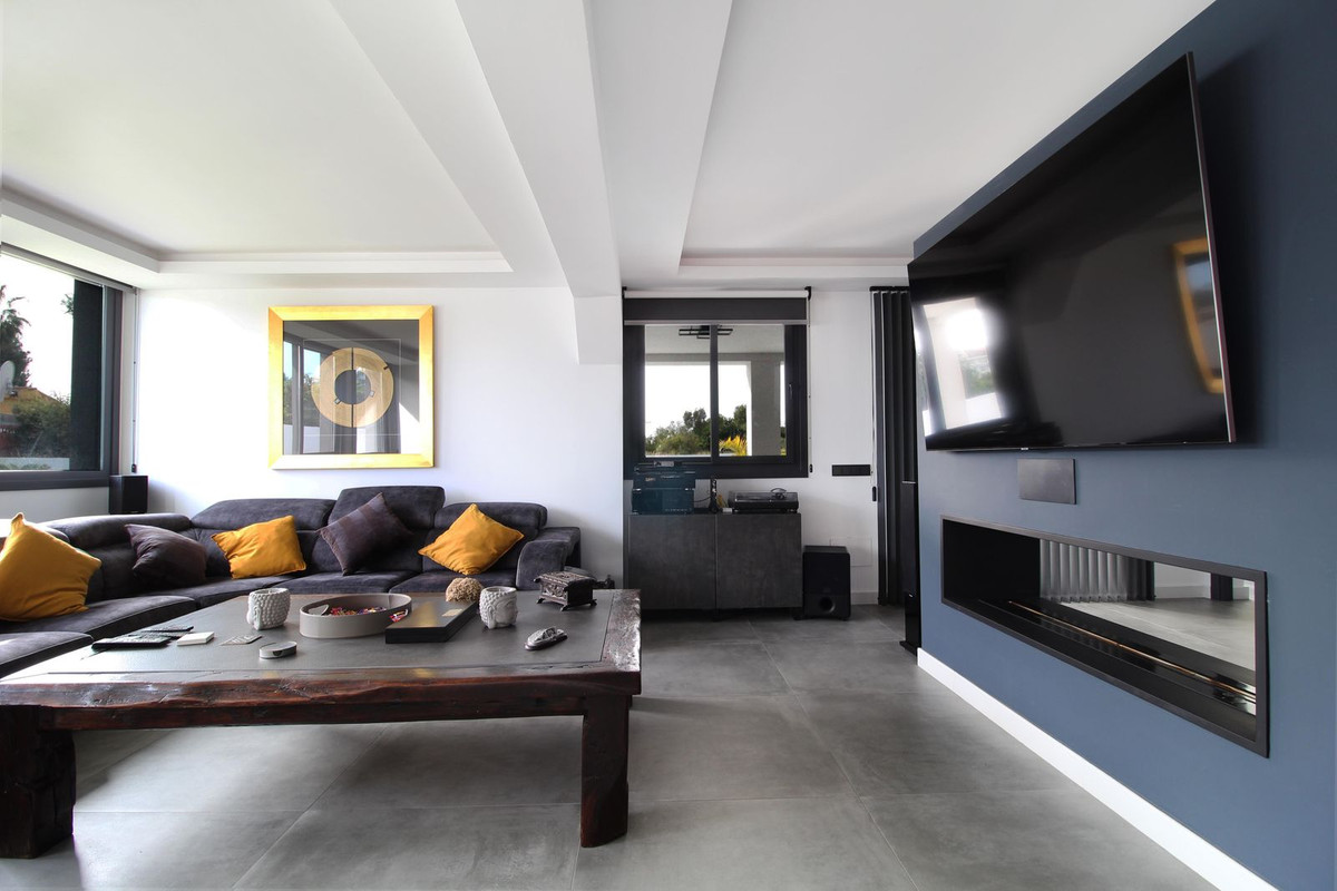 3 Bed Townhouse for sale in San Pedro De Alcántara Costa Del Sol, Málaga, Spain