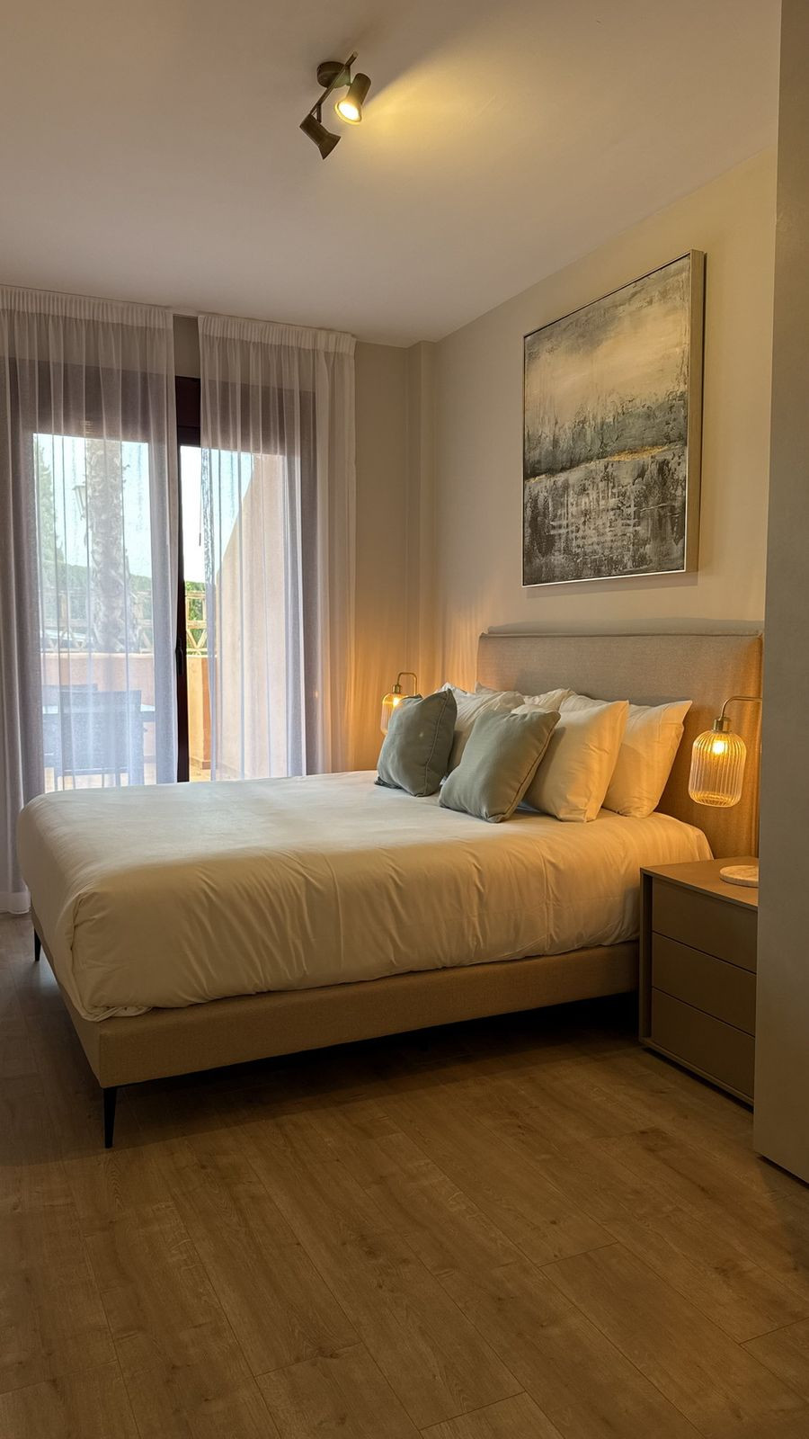 2 Bed Apartment for sale in El Paraiso Costa Del Sol, Málaga, Spain