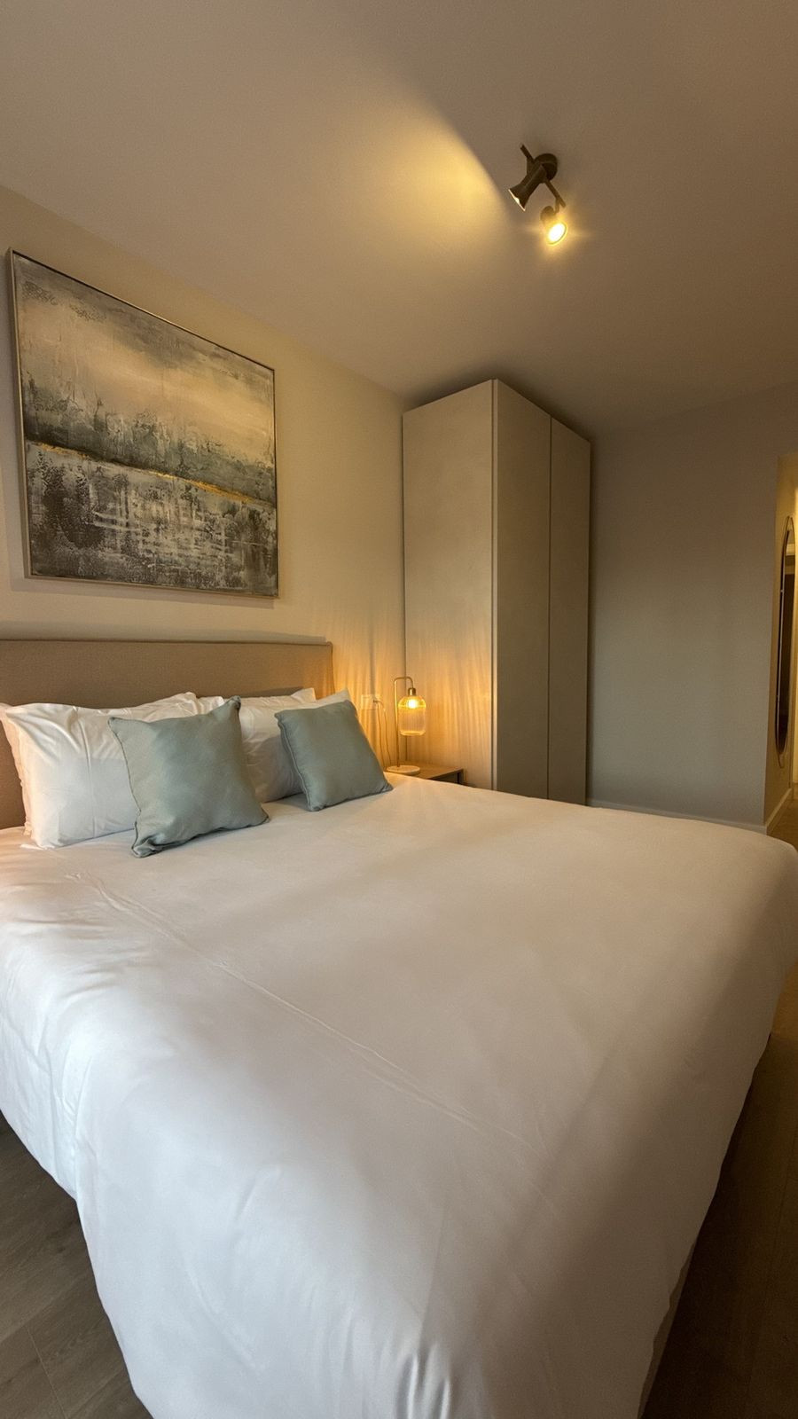 2 Bed Apartment for sale in El Paraiso Costa Del Sol, Málaga, Spain