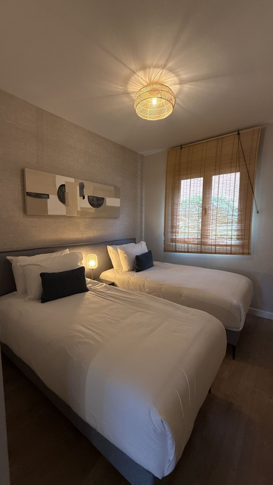 2 Bed Apartment for sale in El Paraiso Costa Del Sol, Málaga, Spain