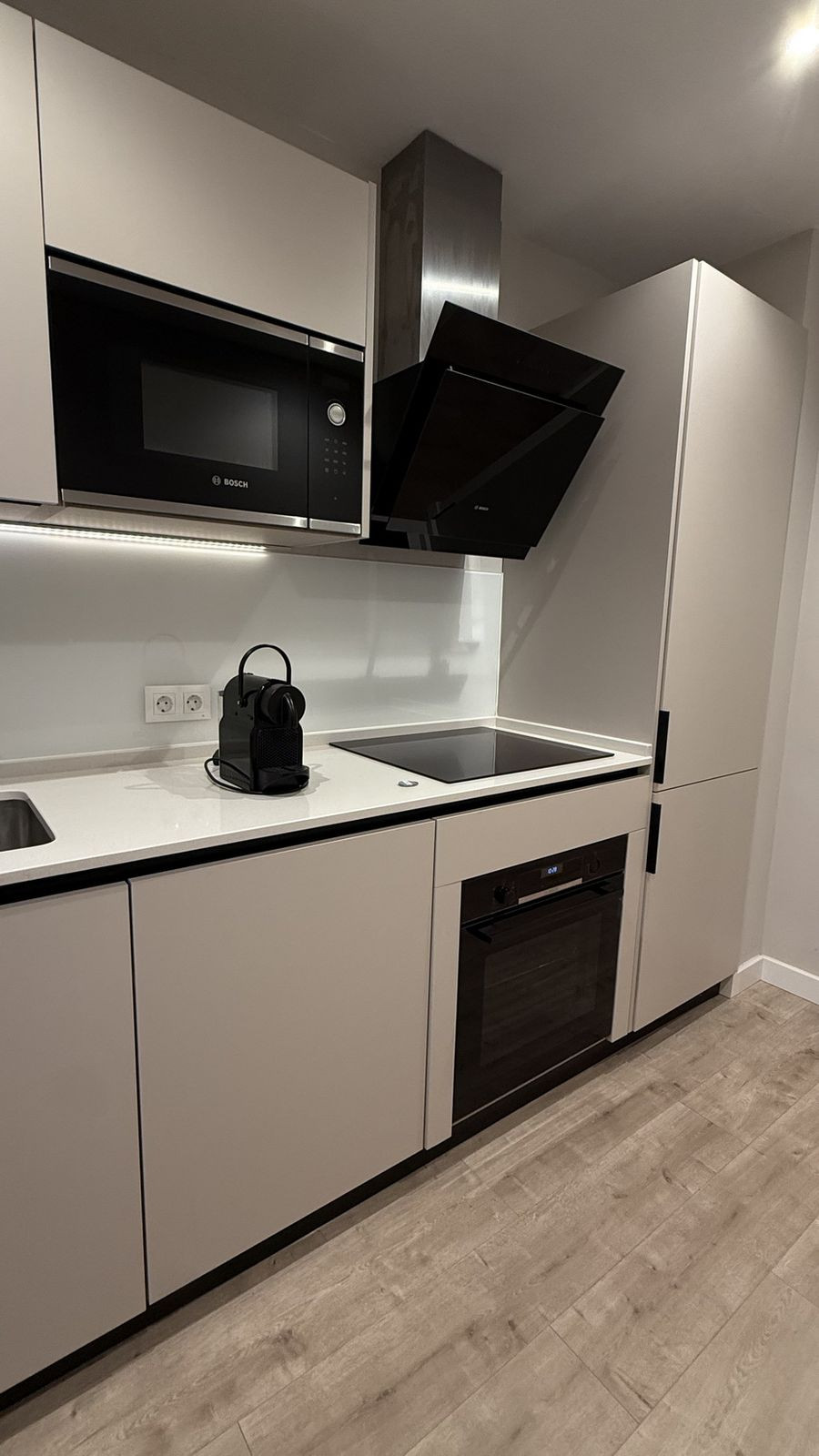 2 Bed Apartment for sale in El Paraiso Costa Del Sol, Málaga, Spain
