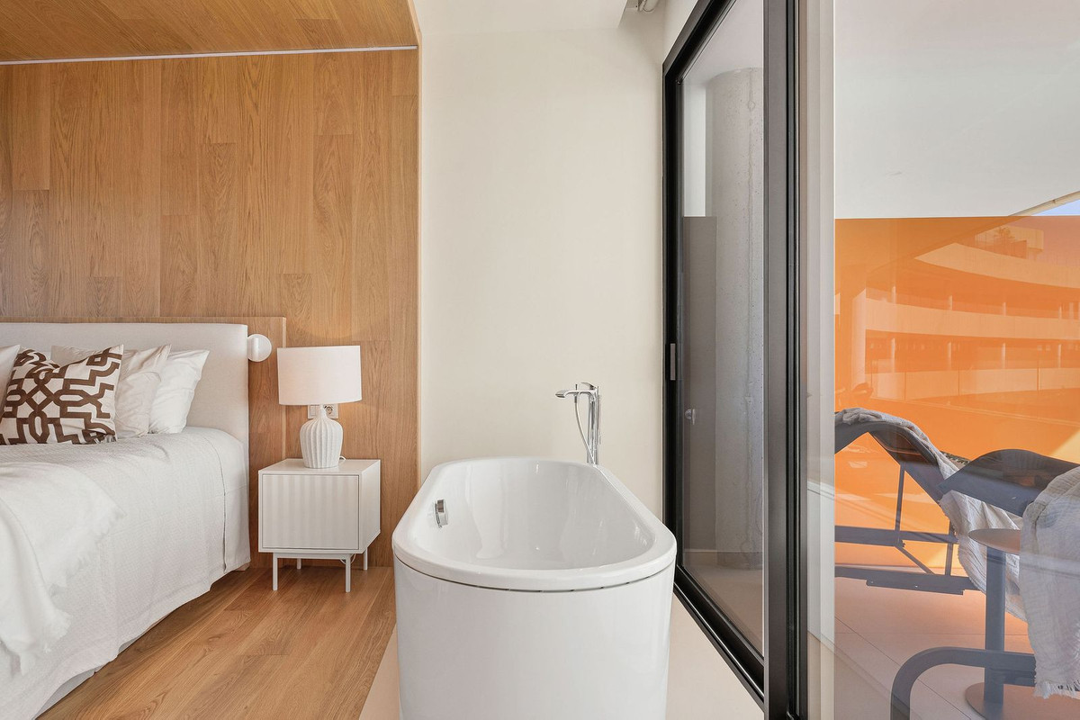 2 Bed Apartment for sale in Higueron Costa Del Sol, Málaga, Spain