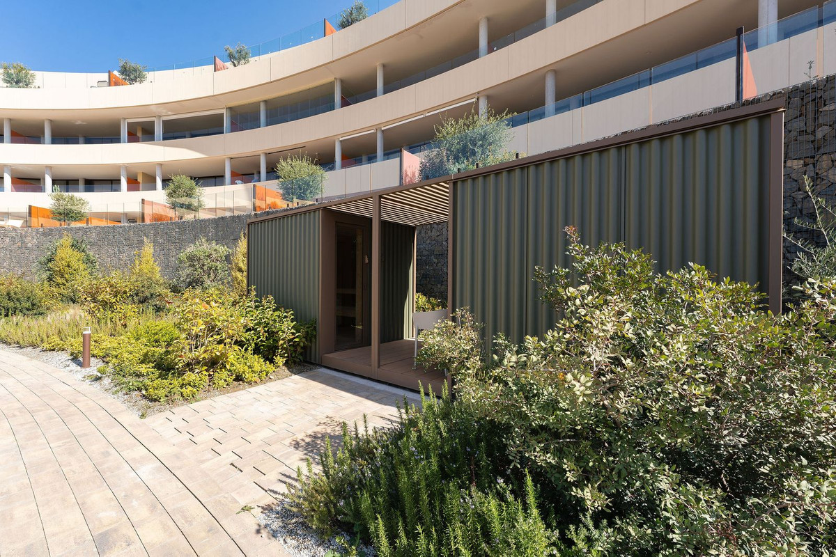 2 Bed Apartment for sale in Higueron Costa Del Sol, Málaga, Spain