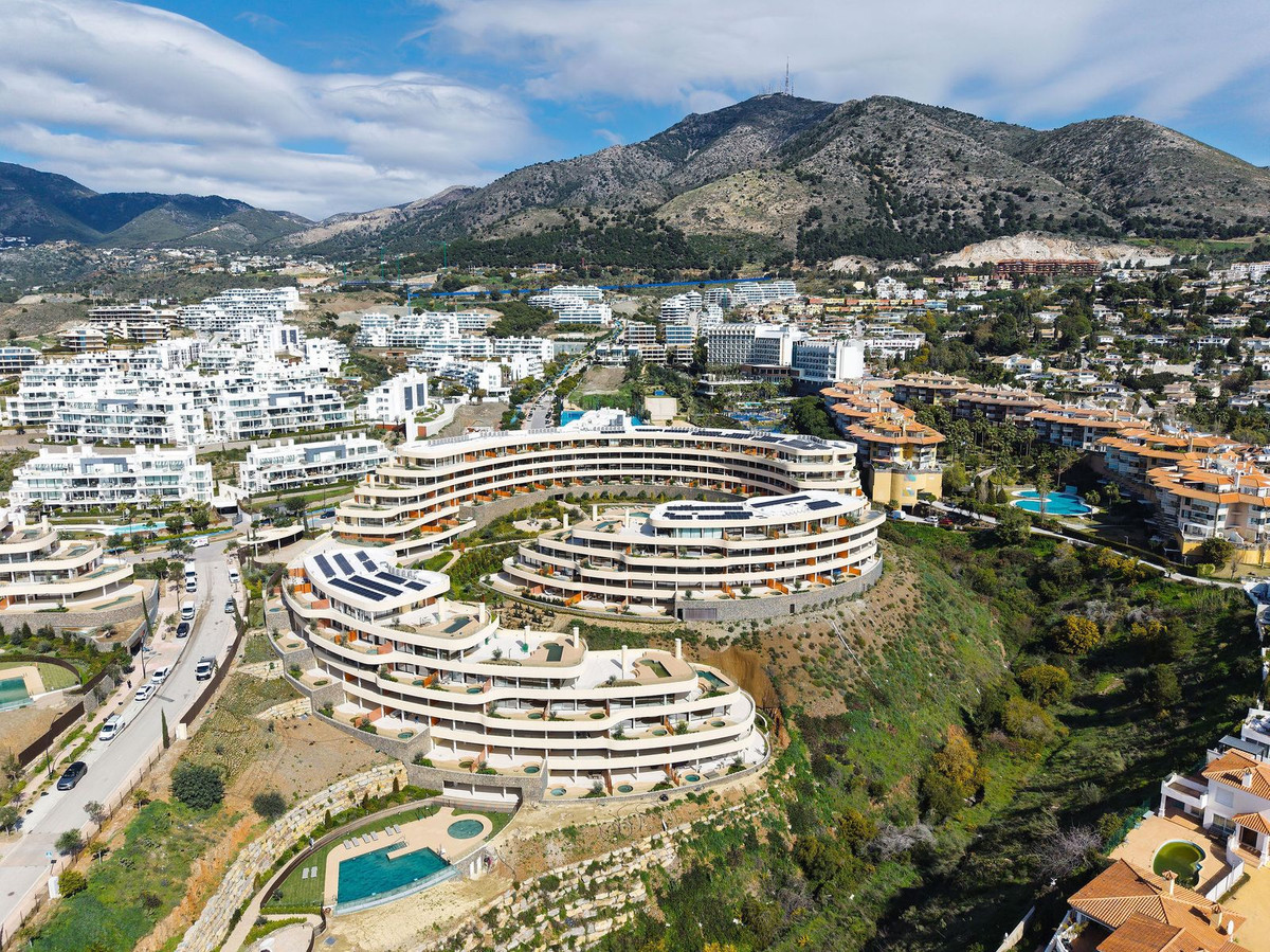 2 Bed Apartment for sale in Higueron Costa Del Sol, Málaga, Spain