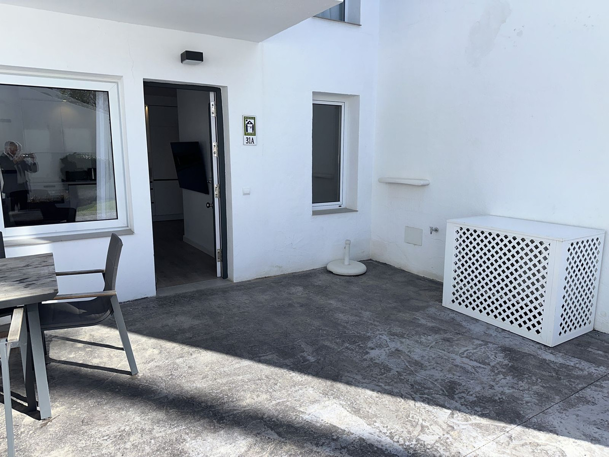 2 Bed Apartment for sale in Mijas Costa Costa Del Sol, Málaga, Spain