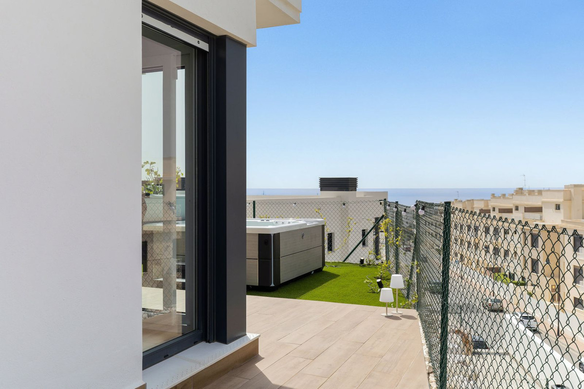 3 Bed Townhouse for sale in La Cala De Mijas Costa Del Sol, Málaga, Spain