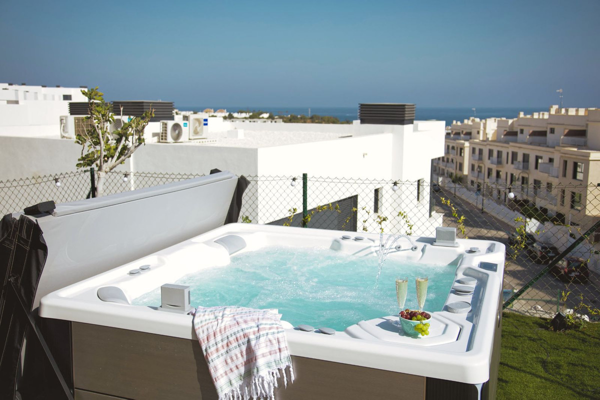 3 Bed Townhouse for sale in La Cala De Mijas Costa Del Sol, Málaga, Spain