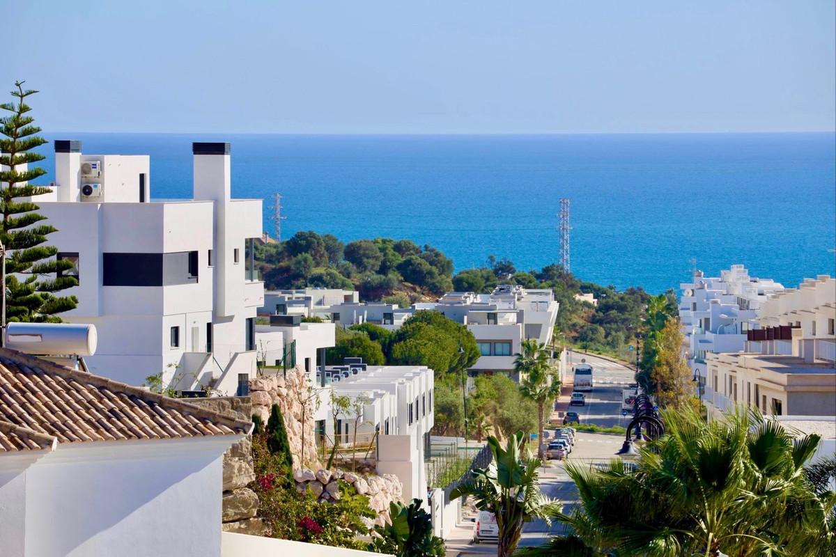 3 Bed Townhouse for sale in La Cala De Mijas Costa Del Sol, Málaga, Spain