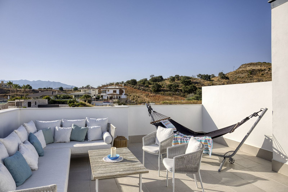 3 Bed Townhouse for sale in La Cala De Mijas Costa Del Sol, Málaga, Spain