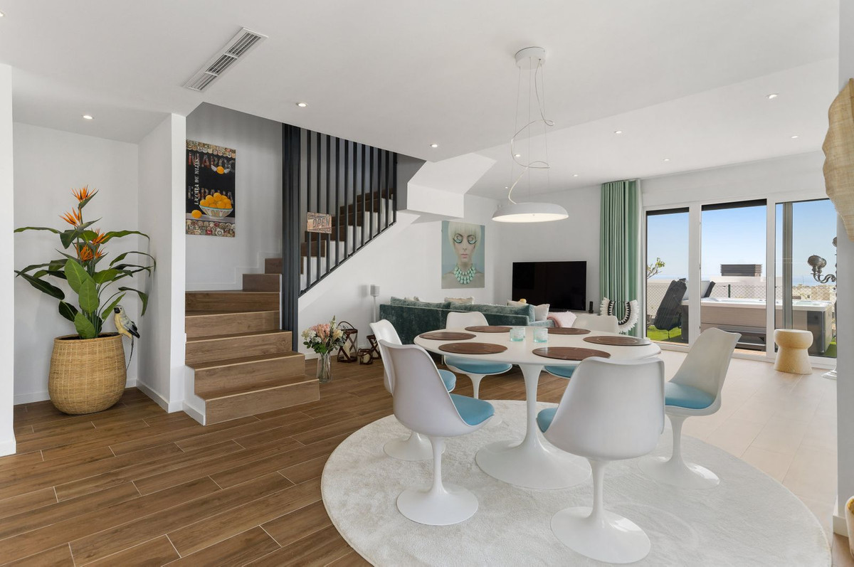 3 Bed Townhouse for sale in La Cala De Mijas Costa Del Sol, Málaga, Spain