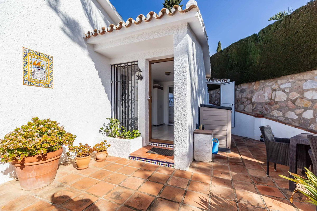 Se vende Villa - Chalet de 2 dormitorios en Costa Del Sol, Málaga, España
