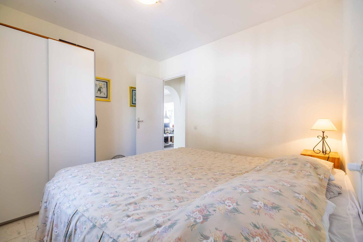 Se vende Villa - Chalet de 2 dormitorios en Costa Del Sol, Málaga, España