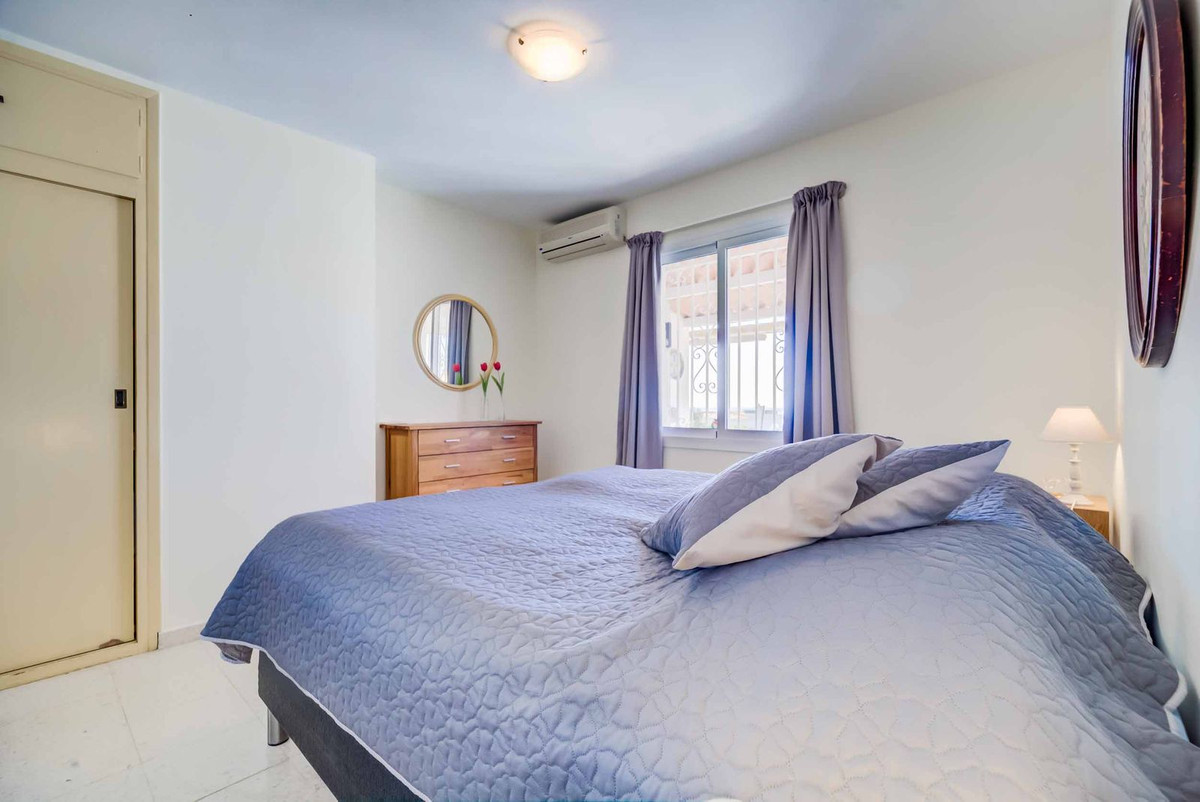 Se vende Villa - Chalet de 2 dormitorios en Costa Del Sol, Málaga, España