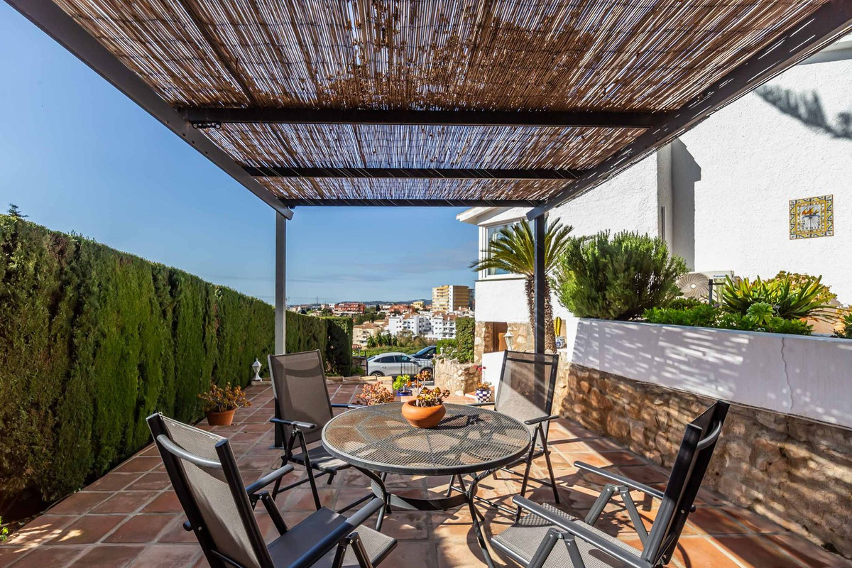 Se vende Villa - Chalet de 2 dormitorios en Costa Del Sol, Málaga, España