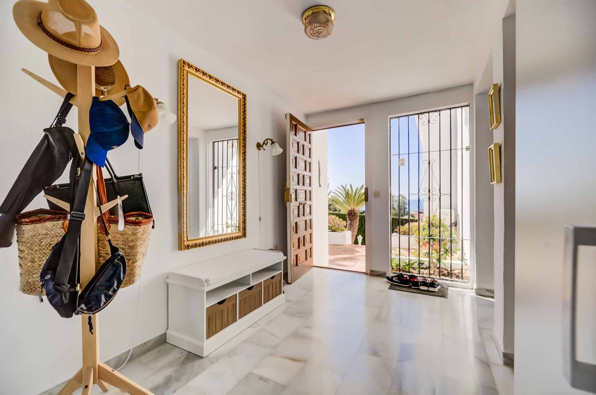 Se vende Villa - Chalet de 2 dormitorios en Costa Del Sol, Málaga, España