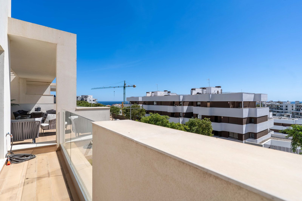Se vende Apartamento en Planta Última de 4 dormitorios en Costa Del Sol, Málaga, España