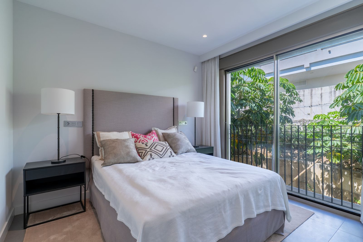 Se vende Apartamento en Planta Última de 4 dormitorios en Costa Del Sol, Málaga, España
