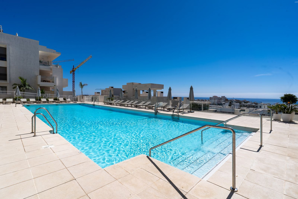 Se vende Apartamento en Planta Última de 4 dormitorios en Costa Del Sol, Málaga, España