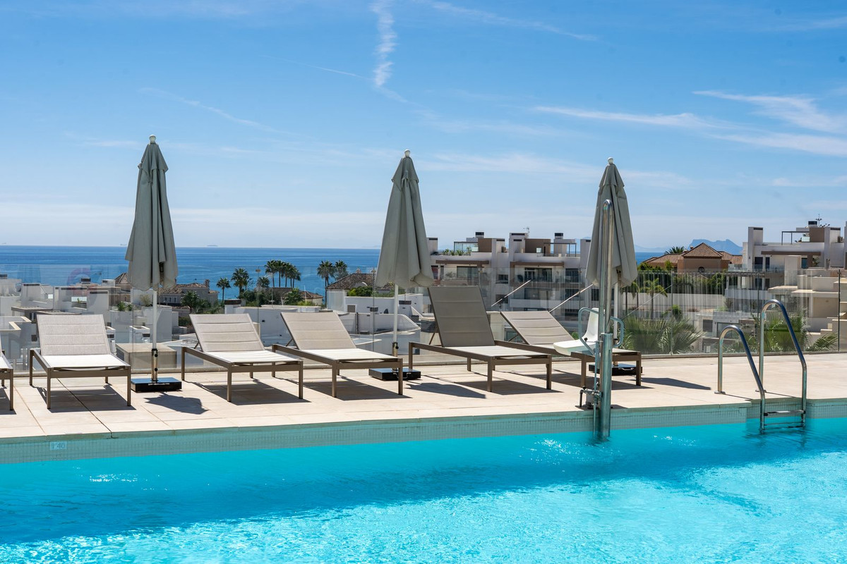 Se vende Apartamento en Planta Última de 4 dormitorios en Costa Del Sol, Málaga, España