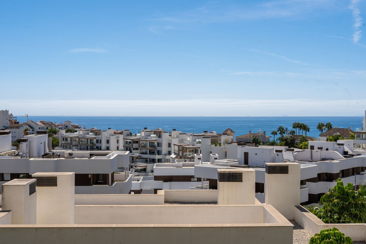 Se vende Apartamento en Planta Última de 4 dormitorios en Costa Del Sol, Málaga, España
