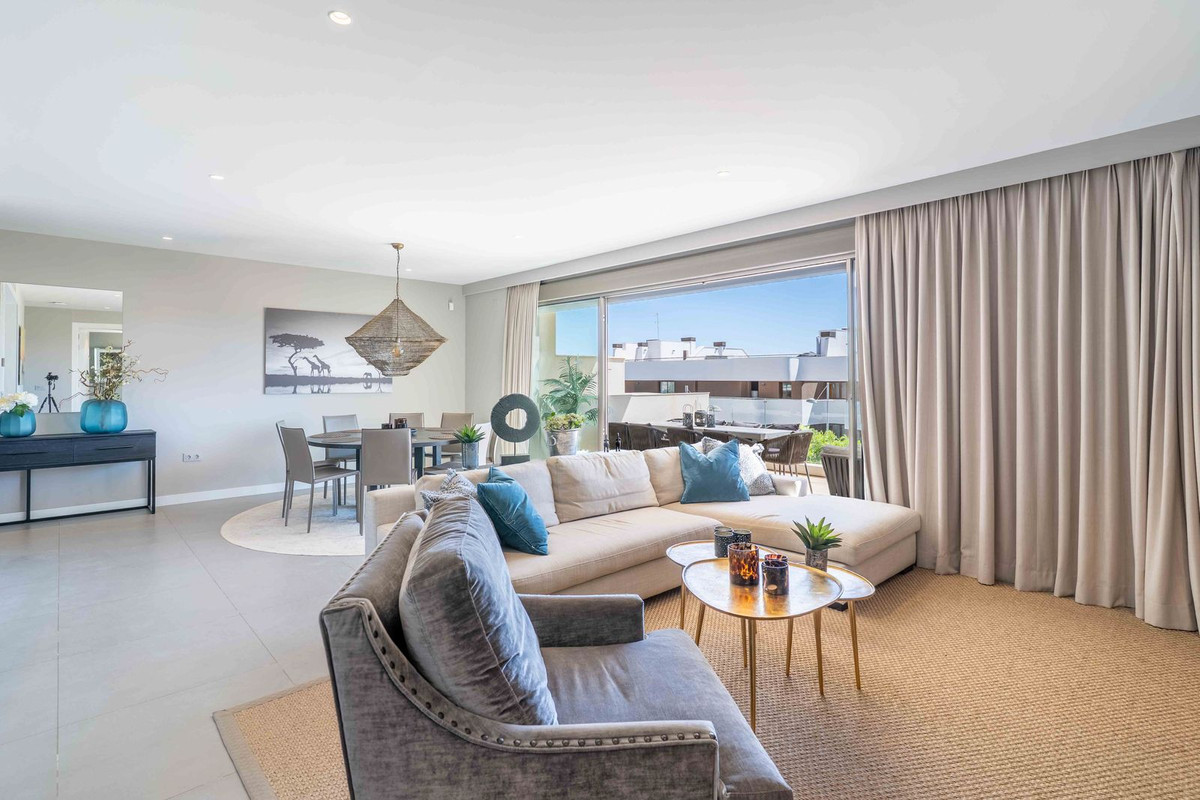 Se vende Apartamento en Planta Última de 4 dormitorios en Costa Del Sol, Málaga, España