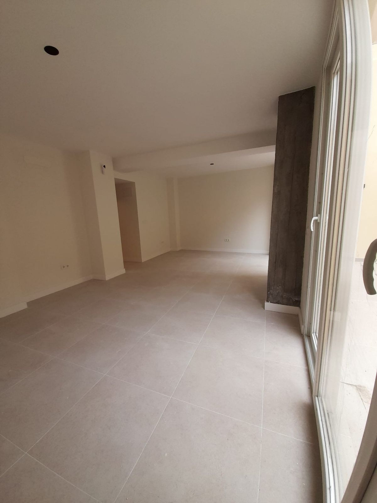 Se vende Apartamento Planta Baja de 3 dormitorios en Costa Del Sol, Málaga, España