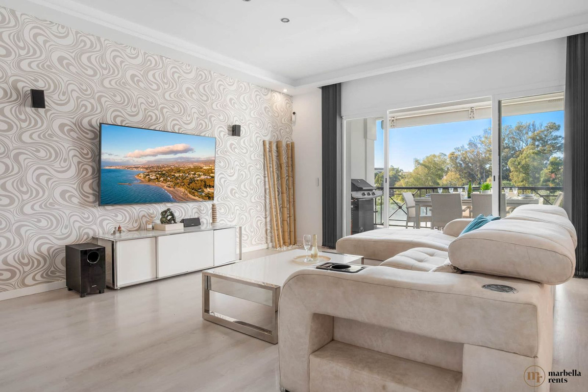 Se vende Pareada de 6 dormitorios en Costa Del Sol, Málaga, España