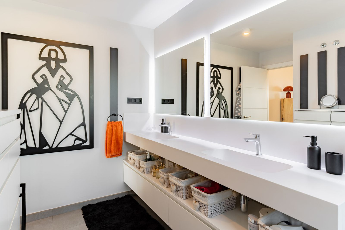 Se vende Ático de 2 dormitorios en Costa Del Sol, Málaga, España