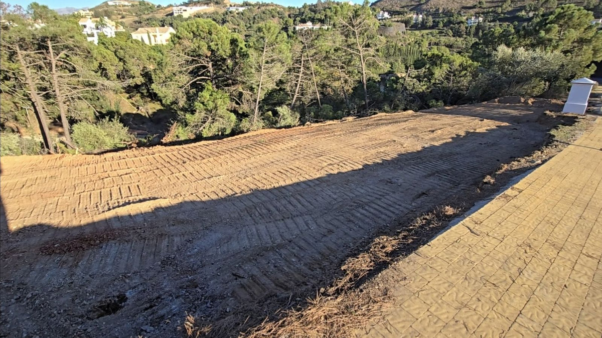 Plots for sale in Benahavís Costa Del Sol, Málaga, Spain