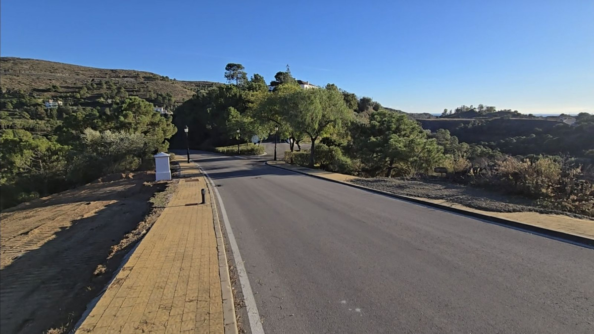 Plots for sale in Benahavís Costa Del Sol, Málaga, Spain