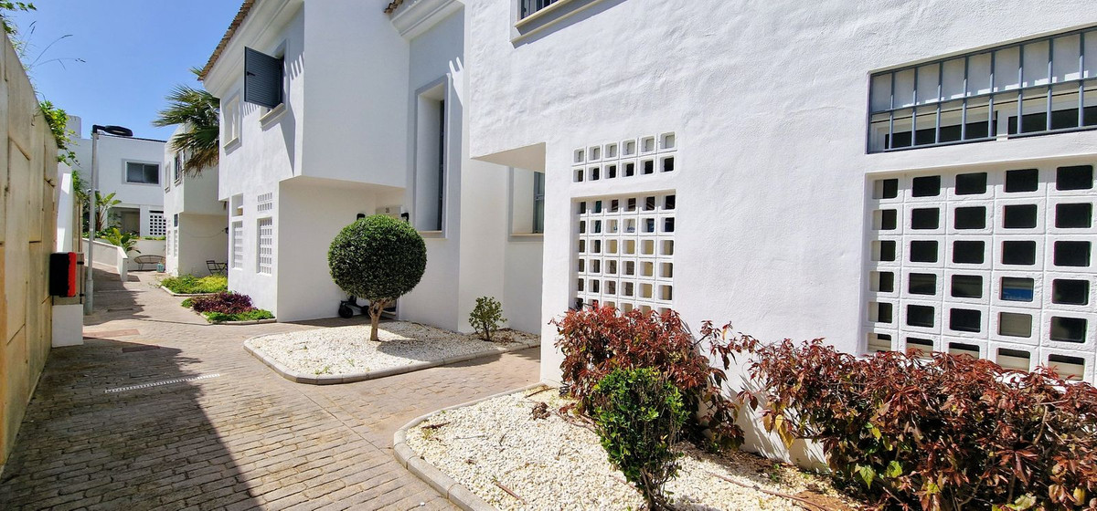 Se vende Adosada de 3 dormitorios en Costa Del Sol, Málaga, España