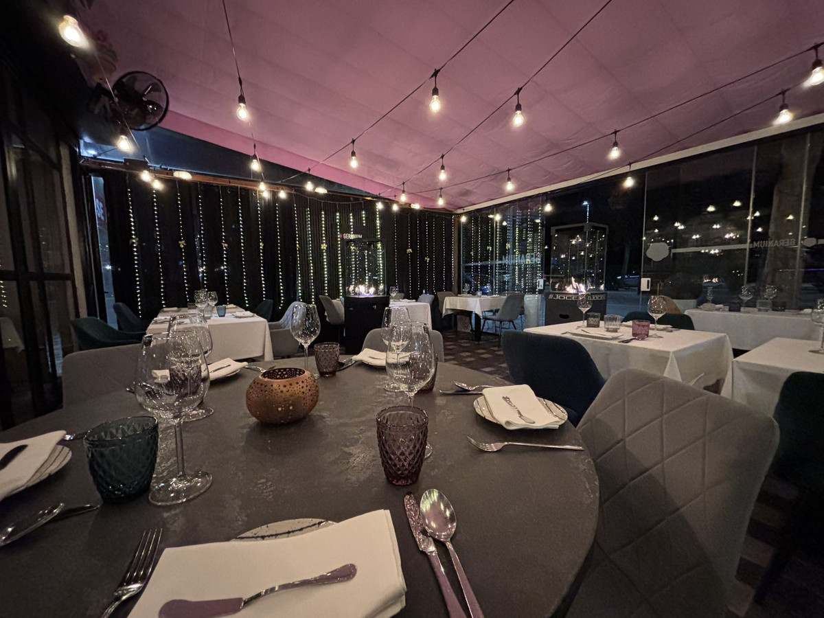Se vende Restaurante  en Costa Del Sol, Málaga, España