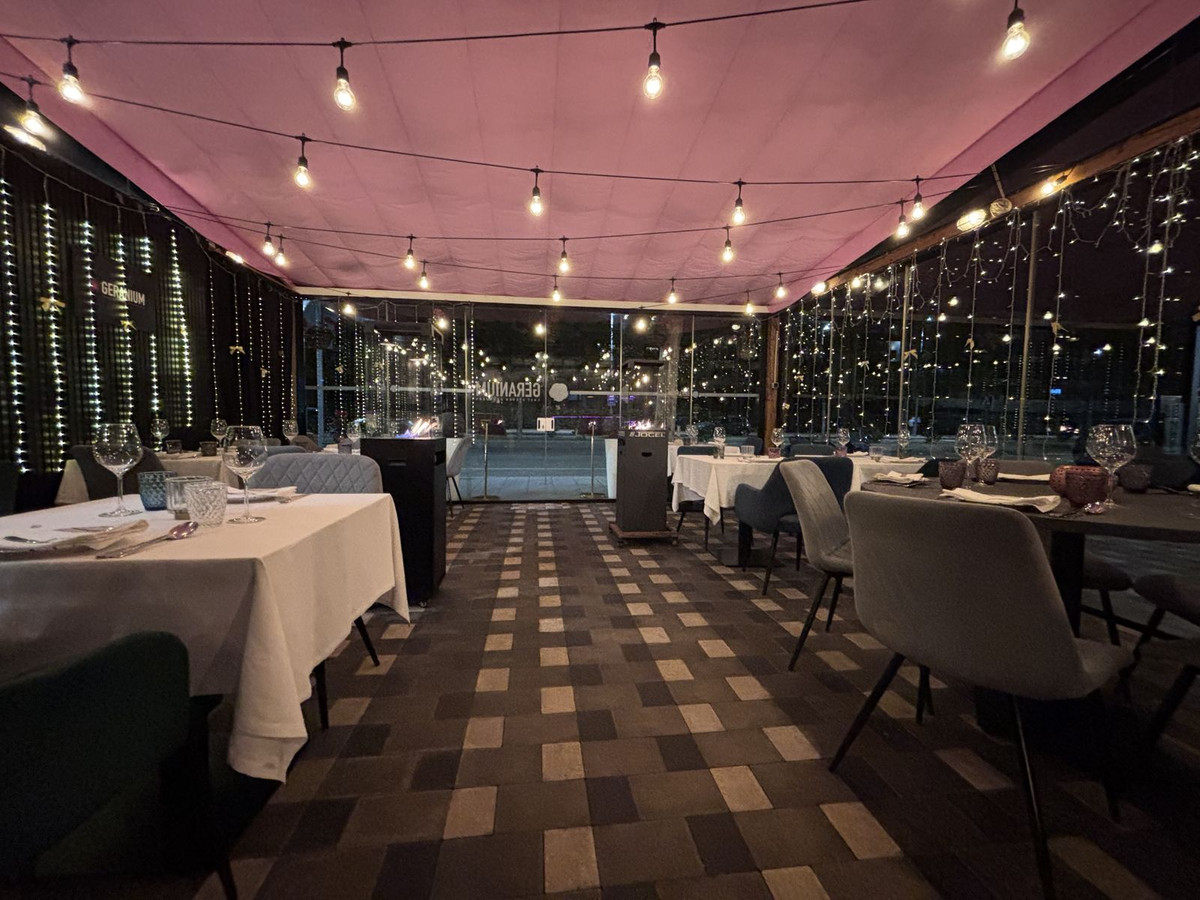 Se vende Restaurante  en Costa Del Sol, Málaga, España