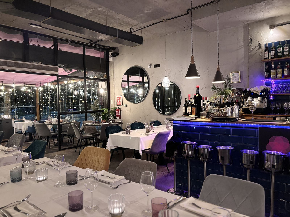 Se vende Restaurante  en Costa Del Sol, Málaga, España