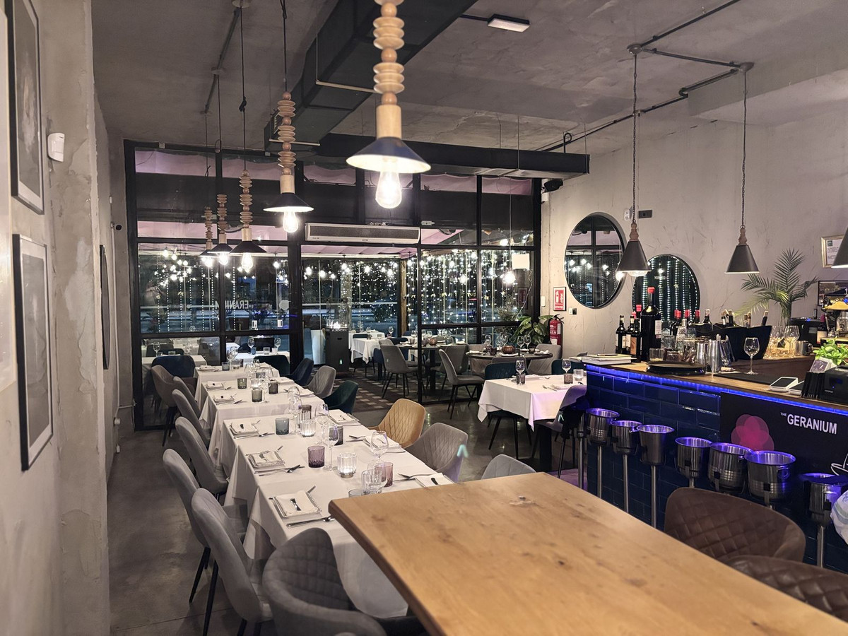 Se vende Restaurante  en Costa Del Sol, Málaga, España