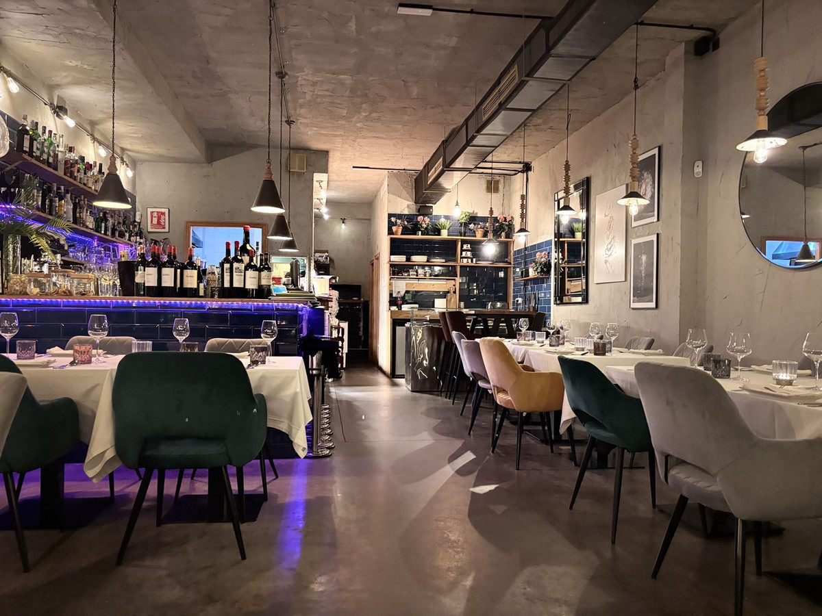 Se vende Restaurante  en Costa Del Sol, Málaga, España