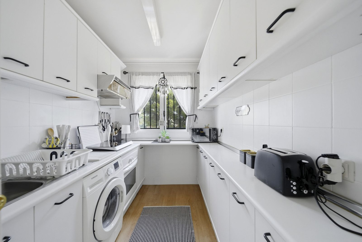 Se vende Apartamento Planta Media de 1 dormitorios en Costa Del Sol, Málaga, España